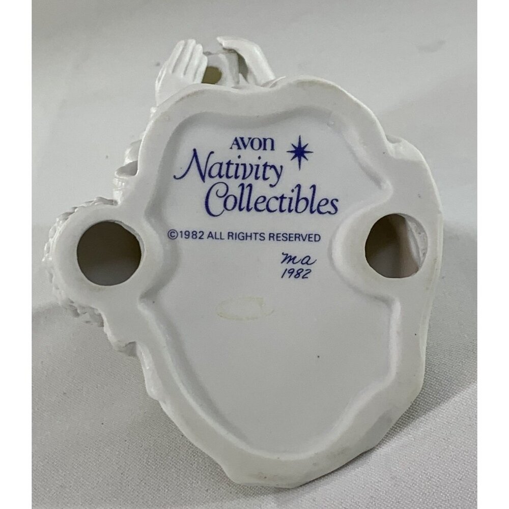 Avon Nativity Collectibles The Magi Melchior Figurine Vintage Porcelain 1982 - Picture 5 of 12